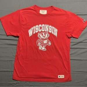 Champion Red Wisconsin Badger Men's Tee Vinatge